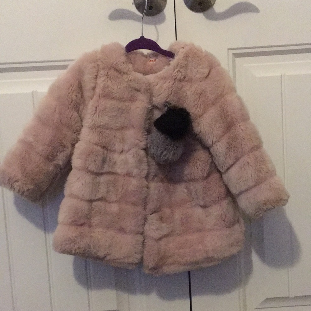 High quality faux fur coat for a little girl 2-3 years old